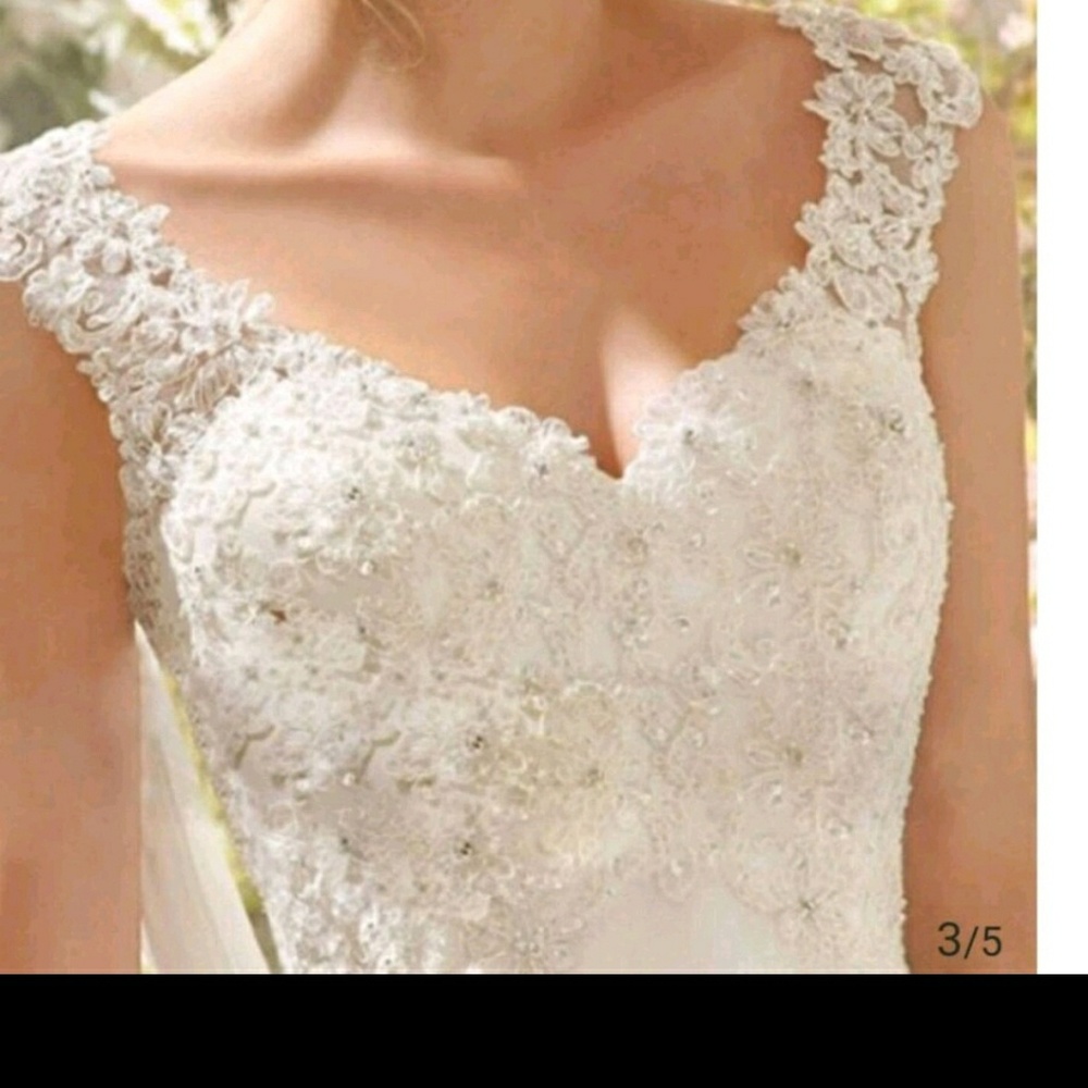 Wedding dress